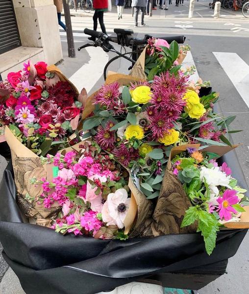Bouquet de fleurs locales et de saison par Fleurs d